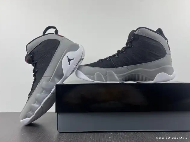 Kicked Out Shoe Store CT8019-060 Particle Grey 9 Retro Jordan 0527